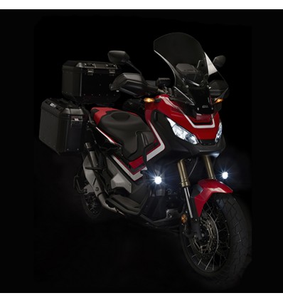 Coppia di faretti antinebbia led S322 universali Givi neri Coppia di faretti antinebbia led S322 universali Givi neri