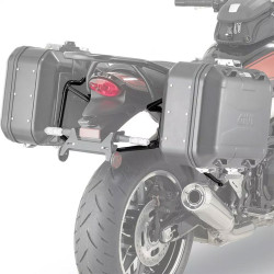 Portavaligie laterale GIVi per valigie Monokey Retro Fit su Suzuki V-Strom 250 17-18