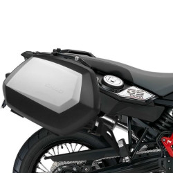 Portavaligie laterale Shad 3P per valigie SH36 su BMW F800 GS Portavaligie laterale Shad 3P per valigie SH36 su BMW F800 GS