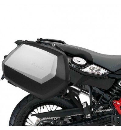 Portavaligie laterale Shad 3P per valigie SH36 su BMW F800 GS Portavaligie laterale Shad 3P per valigie SH36 su BMW F800 GS