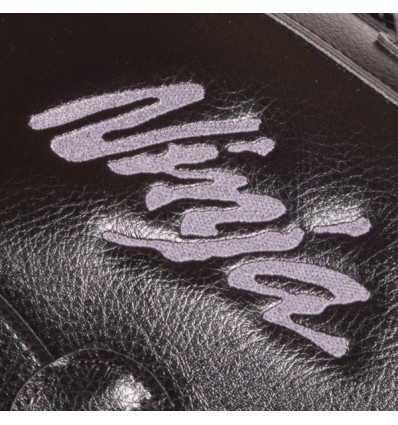 Copriserbatoio Bagster per Kawasaki Z650 Ninja dal 2017 in similpelle nero Copriserbatoio Bagster per Kawasaki Z650 Ninja dal 2017 in similpelle nero