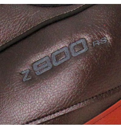 Copriserbatoio Bagster per Kawasaki Z900 RS dal 2018 in similpelle marrone e arancio Copriserbatoio Bagster per Kawasaki Z900 RS dal 2018 in similpelle marrone e arancio