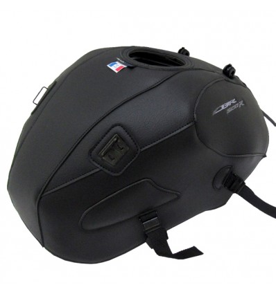 Copriserbatoio Bagster per Honda CBR 500R dal 2016 in similpelle nero opaco Copriserbatoio Bagster per Honda CBR 500R dal 2016 in similpelle nero opaco
