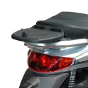 Attacco posteriore Givi per bauletto Monolock su Piaggio Beverly 250 2005