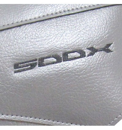 Copriserbatoio Bagster per Honda CB 500X dal 2016 argento, rosso e nero Copriserbatoio Bagster per Honda CB 500X dal 2016 argento, rosso e nero