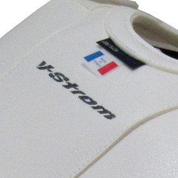 Copriserbatoio Bagster per Suzuki DL650 V-Strom dal 2017 in similpelle bianco Copriserbatoio Bagster per Suzuki DL650 V-Strom dal 2017 in similpelle bianco