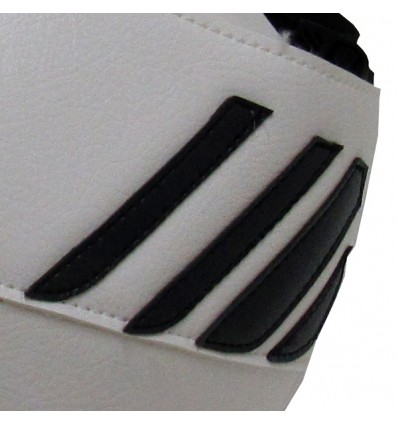 Copriserbatoio Bagster per Suzuki DL650 V-Strom dal 2017 in similpelle bianco e nero Copriserbatoio Bagster per Suzuki DL650 V-Strom dal 2017 in similpelle bianco e nero