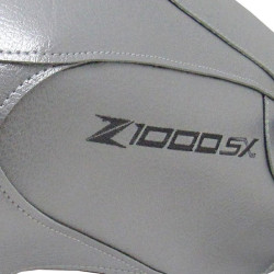 Copriserbatoio Bagster per Kawasaki Z1000 SX in similpelle argento Copriserbatoio Bagster per Kawasaki Z1000 SX in similpelle argento