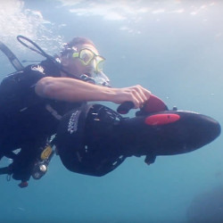 Sea scooter elettrico Yamaha RDS300 subacqueo fino a 40 mt