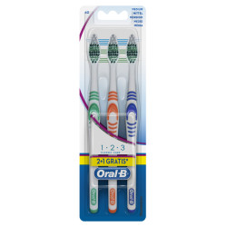 ORALB 123 CLASSIC CARE SPAZZOLINO MANUALE 3 PEZZI